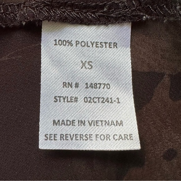 Sienna Sky Floral Sleveless Floral Top - Picture 5 of 5